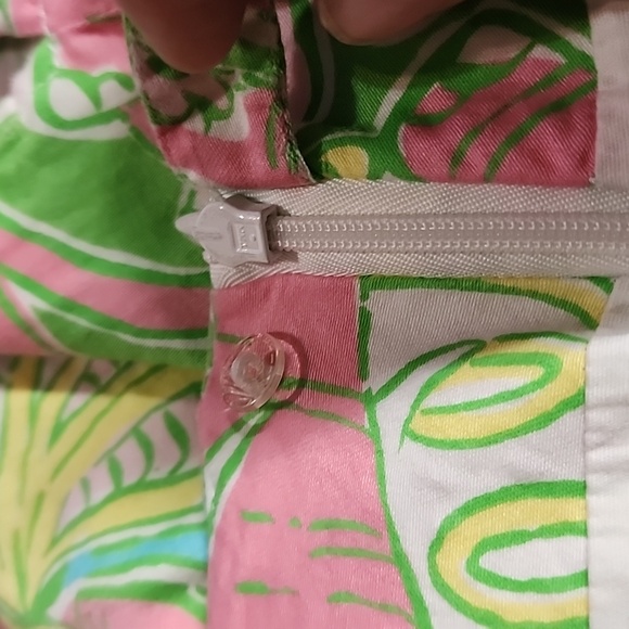 Lily poulter size4  skort, hidden side zip with button, multi colored floral - Picture 8 of 8